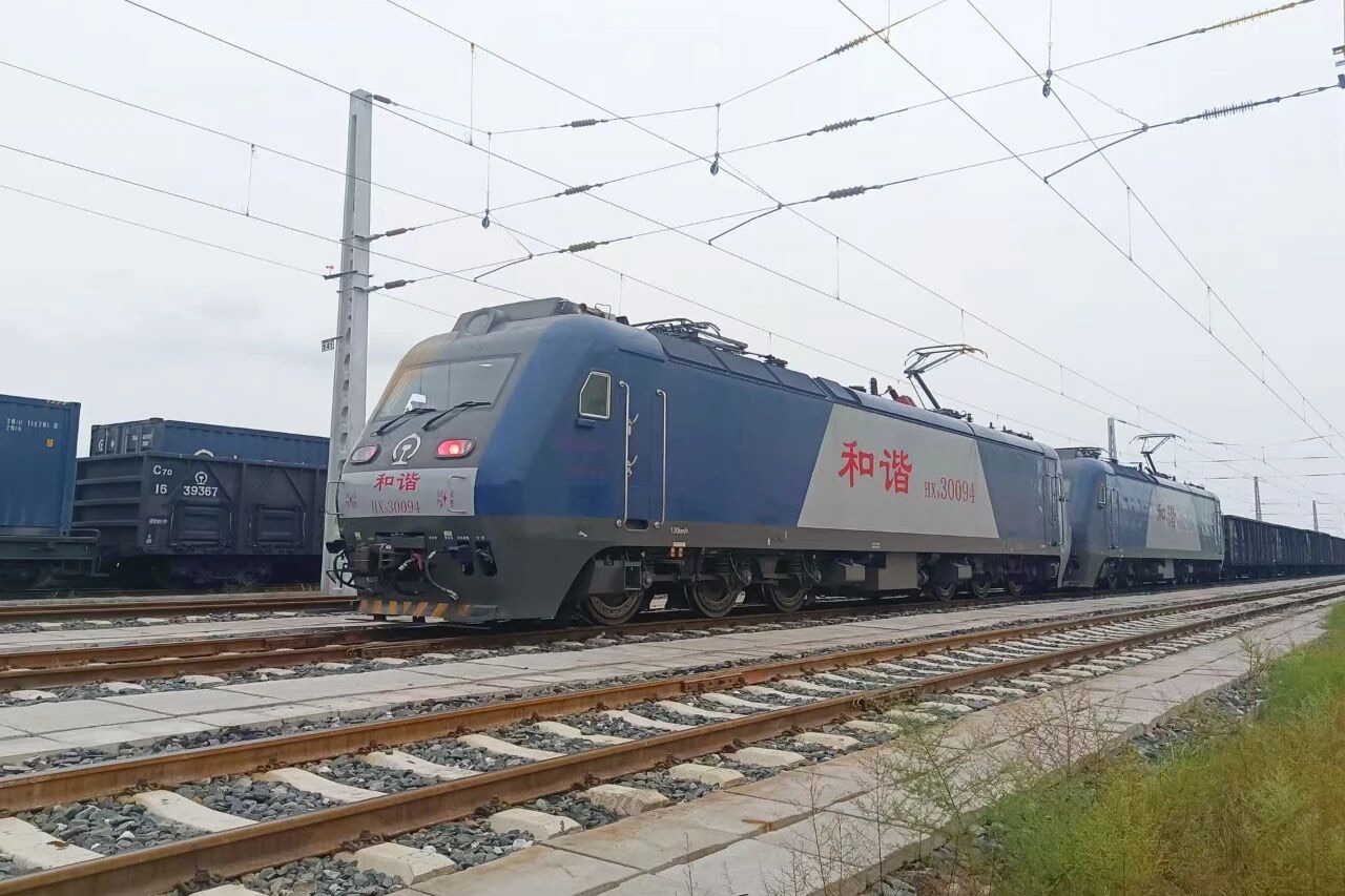 151757900807295692.jpg 61d8c2ef-b96a-46d3-b1af-d4cfc71497be.jpg