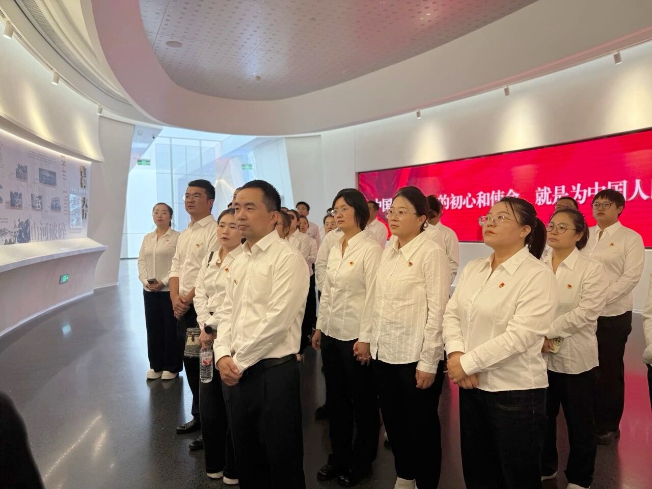 241758680719519231.jpg d5628414-4193-40d6-93d2-2fa7e5c9945e.jpg